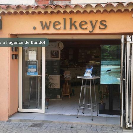 Appartement Tonnel - Welkeys Bandol Bagian luar foto