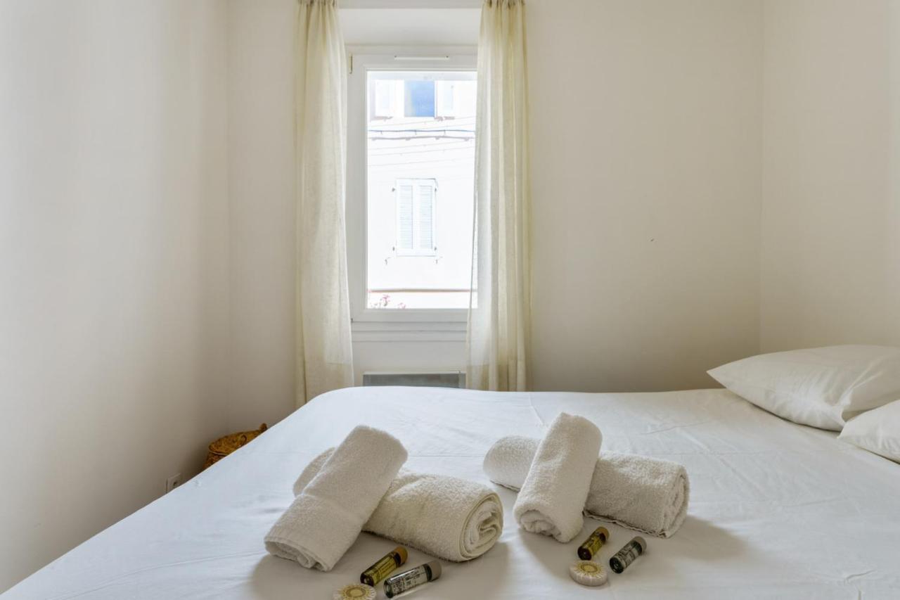 Appartement Tonnel - Welkeys Bandol Bagian luar foto